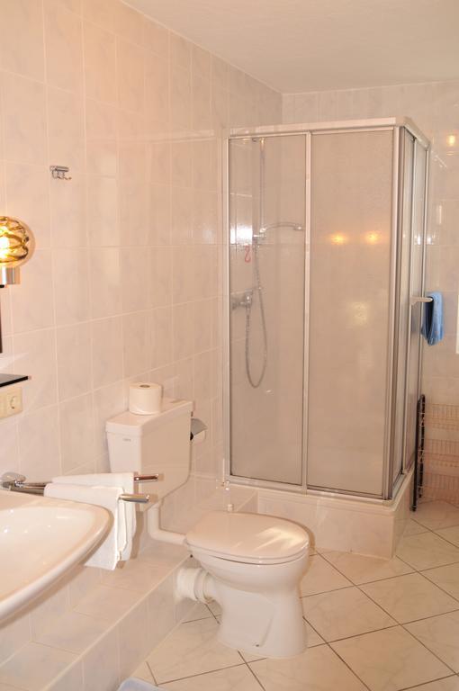 Haus Rosenbuehl Bed & Breakfast Warmensteinach Luaran gambar